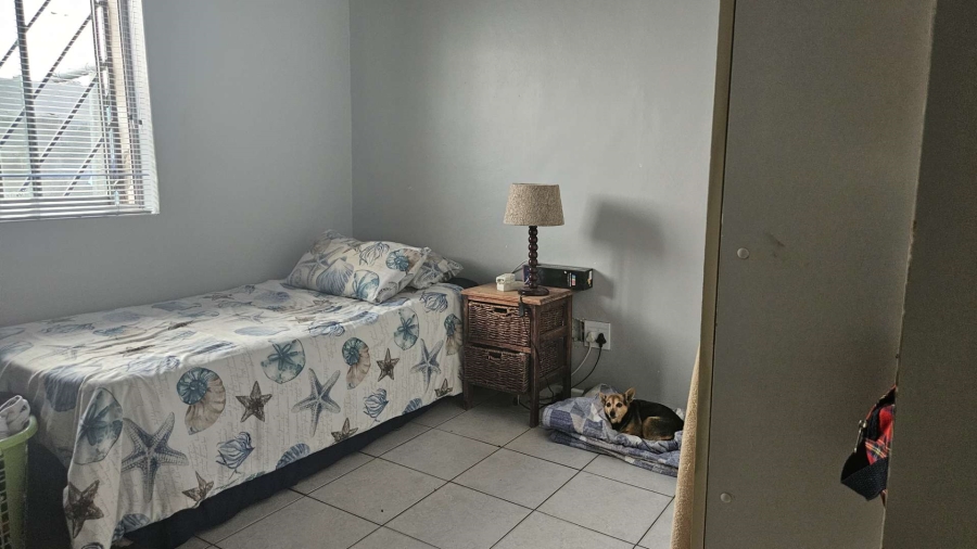 3 Bedroom Property for Sale in Gustrouw Western Cape